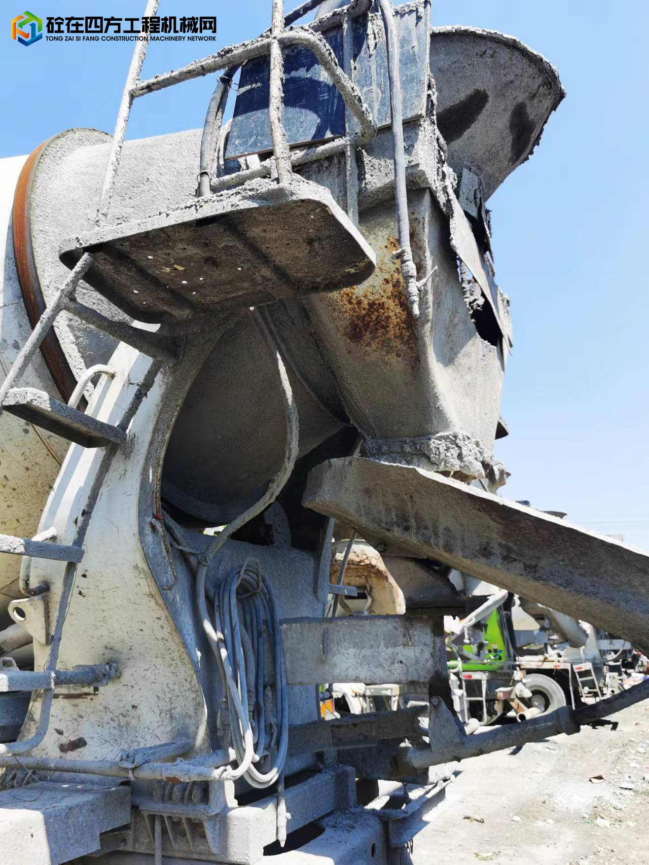https://images.tongzsf.com/tong/truck_machine/20220513/1627dd773b8c0a.jpg
