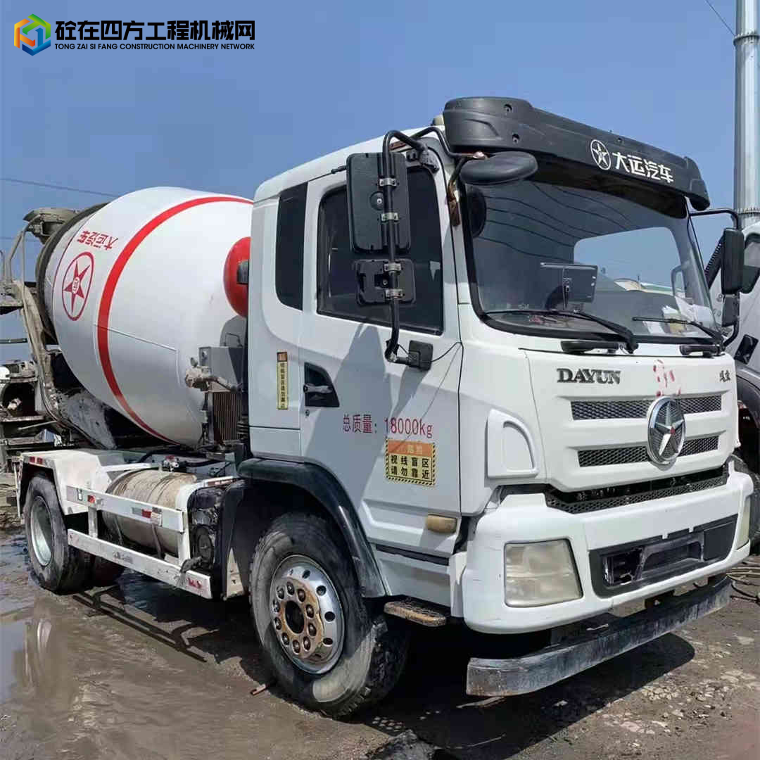 https://images.tongzsf.com/tong/truck_machine/20220513/1627df87422e5f.jpg
