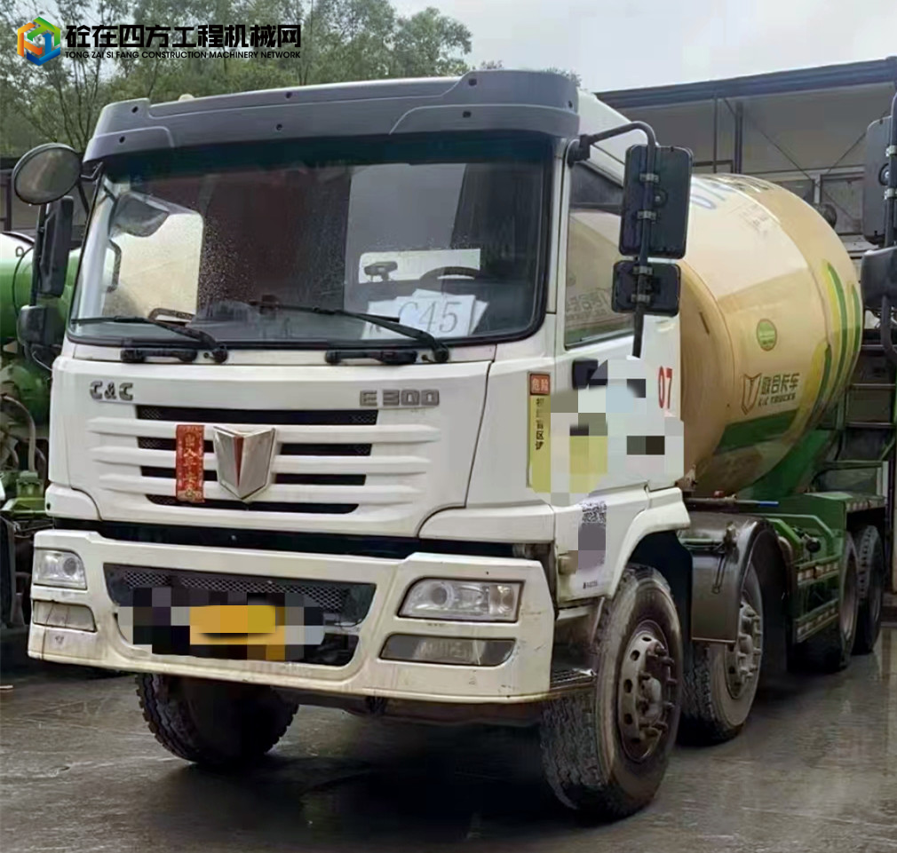 https://images.tongzsf.com/tong/truck_machine/20220514/1627f61434fbb3.jpg
