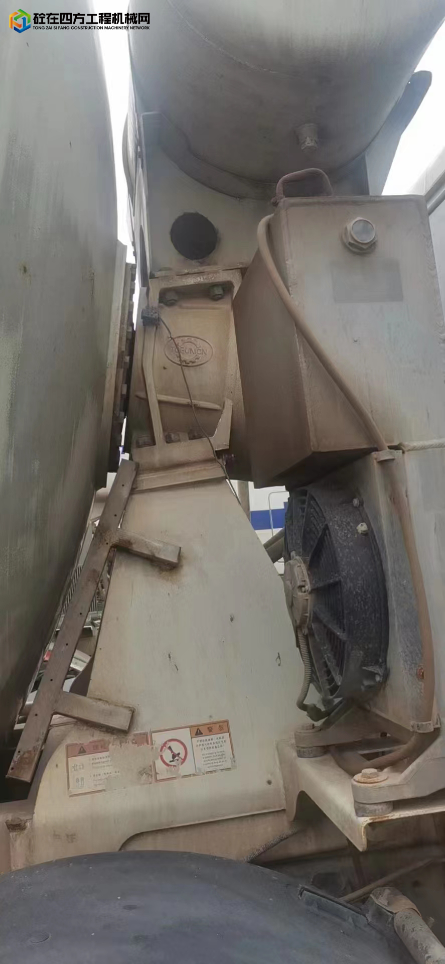 https://images.tongzsf.com/tong/truck_machine/20220516/16281a9a7c923f.jpg