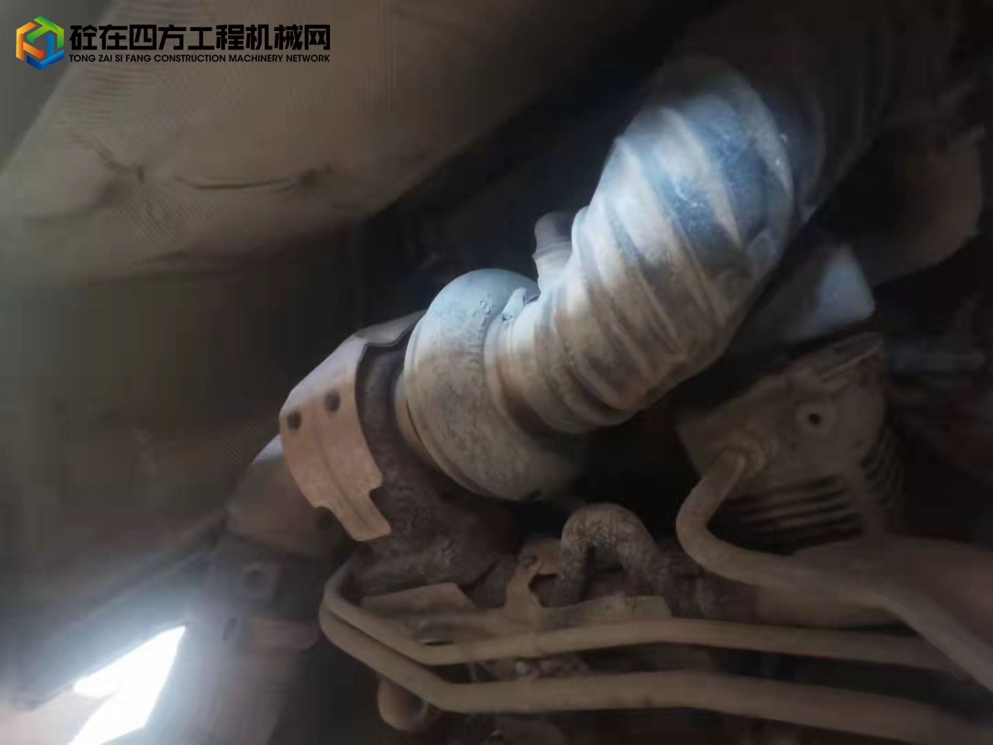 https://images.tongzsf.com/tong/truck_machine/20220520/16287392b77b46.jpg