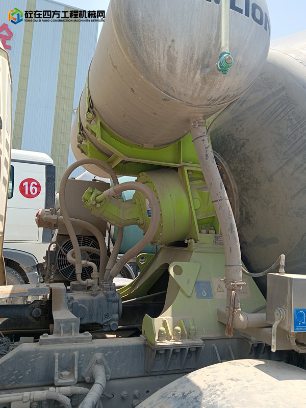 https://images.tongzsf.com/tong/truck_machine/20220521/1628839ca7bb53.jpg