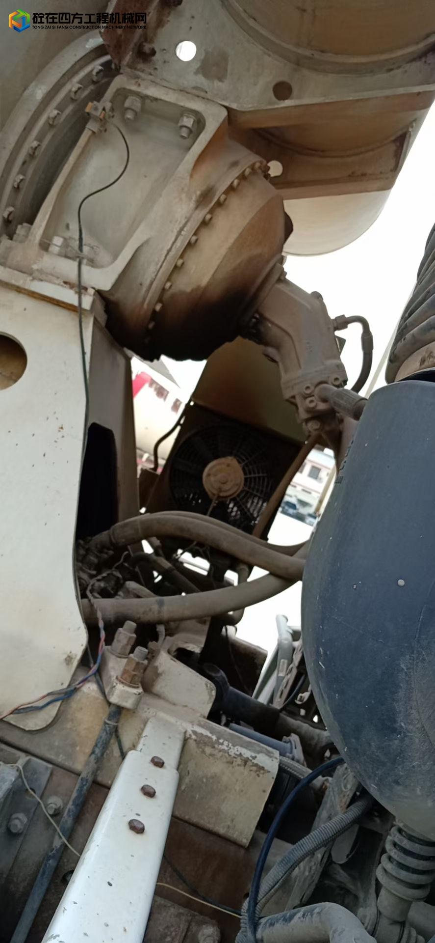 https://images.tongzsf.com/tong/truck_machine/20220521/1628861c76f95b.jpg