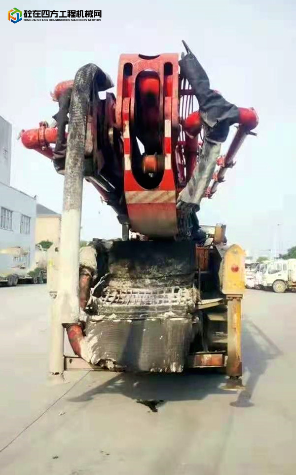 https://images.tongzsf.com/tong/truck_machine/20220523/1628b49dabfce6.jpg