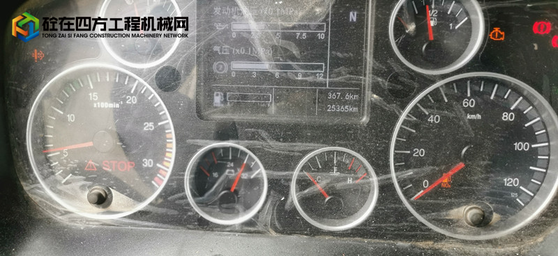 https://images.tongzsf.com/tong/truck_machine/20220524/1628c2fed6a791.jpg
