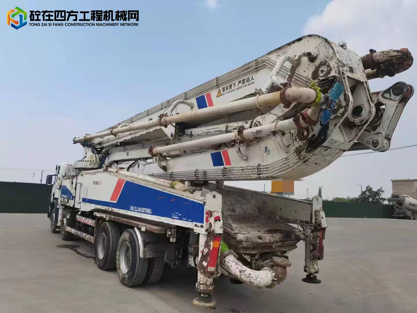 https://images.tongzsf.com/tong/truck_machine/20220525/1628dda9ce316e.jpg