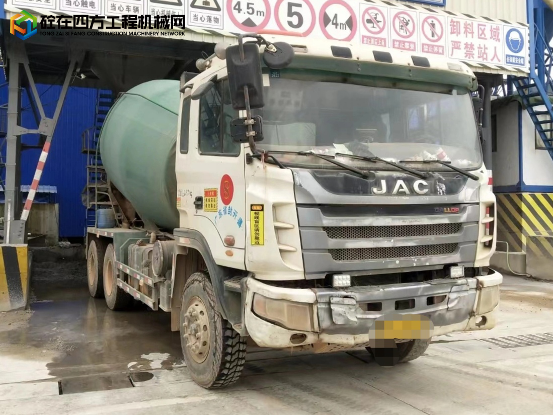 https://images.tongzsf.com/tong/truck_machine/20220525/1628dfc9bcfaf1.jpg