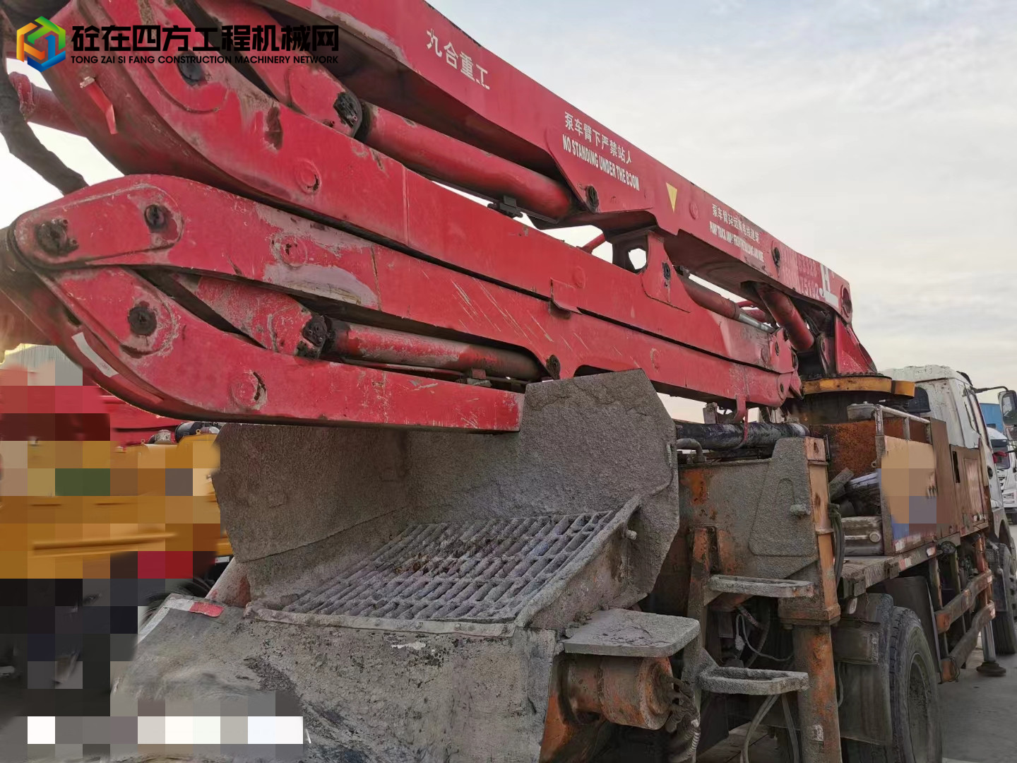 https://images.tongzsf.com/tong/truck_machine/20220530/16294793d06bea.jpg