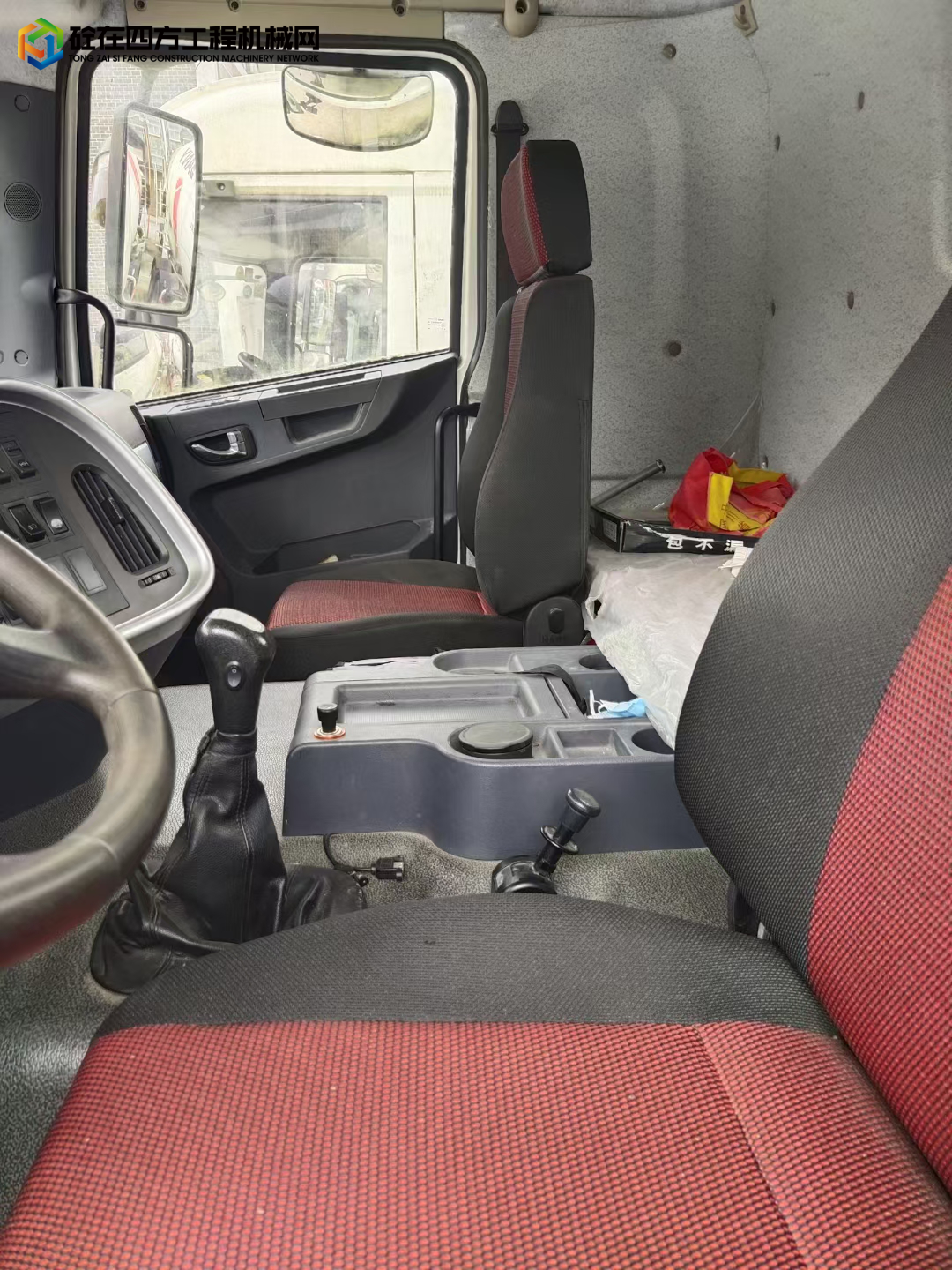 https://images.tongzsf.com/tong/truck_machine/20220530/16294922f3e191.jpg