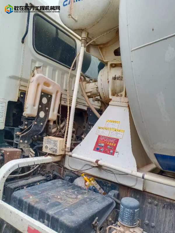 https://images.tongzsf.com/tong/truck_machine/20220604/1629b1d53b50d1.jpg