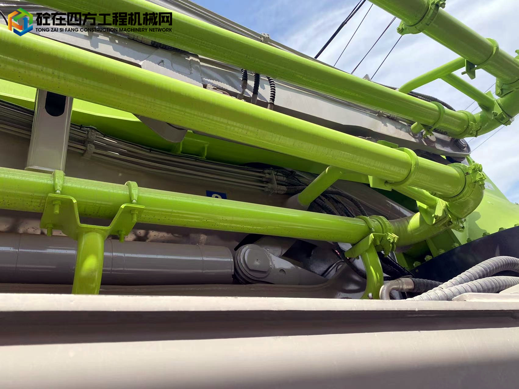 https://images.tongzsf.com/tong/truck_machine/20220607/1629f12e19dd30.jpg