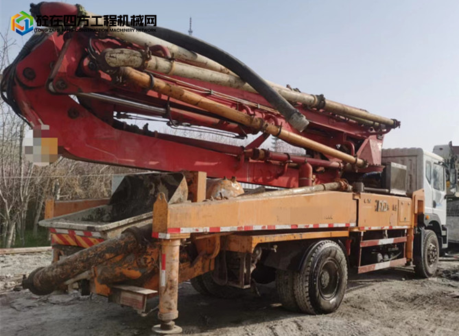 https://images.tongzsf.com/tong/truck_machine/20220615/162a9813a72fe1.jpg