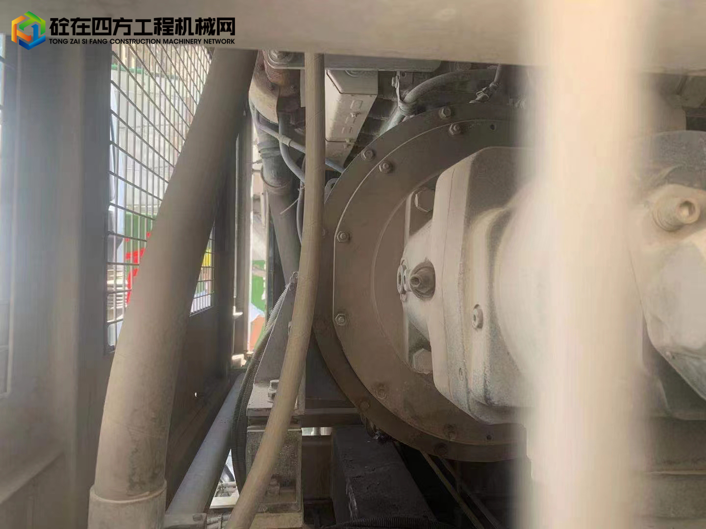 https://images.tongzsf.com/tong/truck_machine/20220615/162a99b36c75b1.jpg