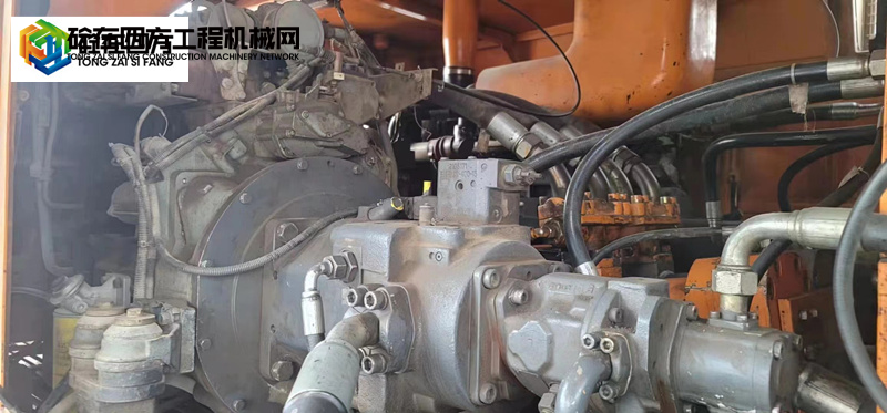 https://images.tongzsf.com/tong/truck_machine/20220616/162aaf87cc690b.jpg