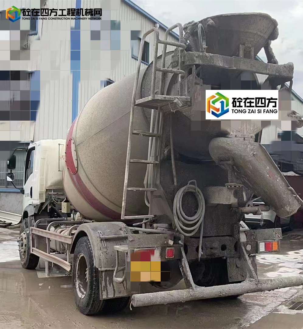 https://images.tongzsf.com/tong/truck_machine/20220620/162afd1eed08e9.jpg