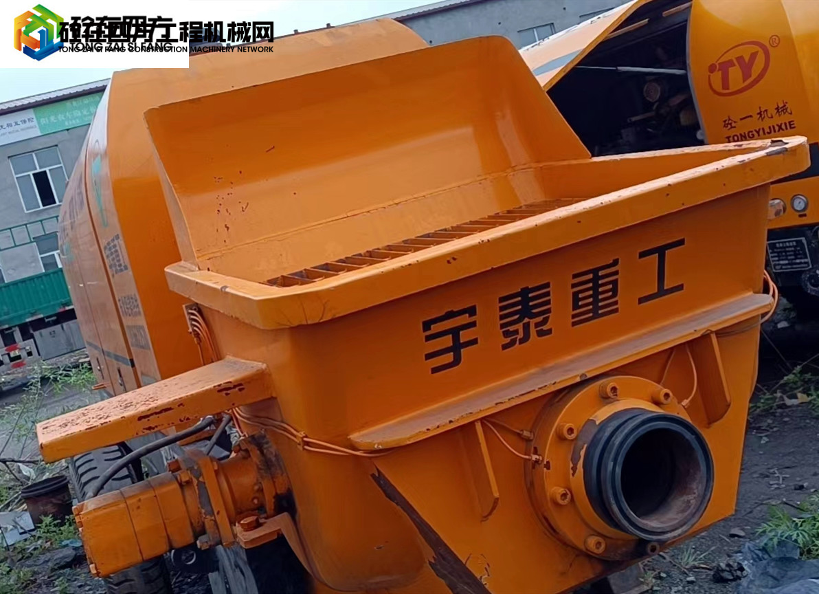 https://images.tongzsf.com/tong/truck_machine/20220623/162b419d5c8fcd.jpg