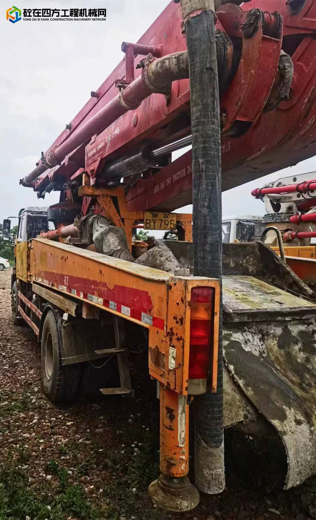 https://images.tongzsf.com/tong/truck_machine/20220627/162b90c3ca04cf.jpg