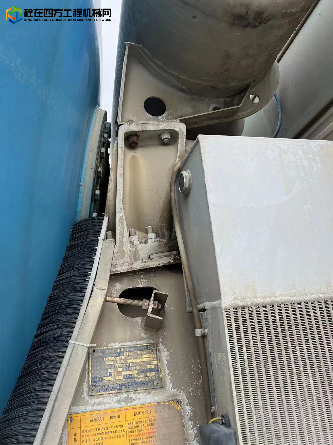 https://images.tongzsf.com/tong/truck_machine/20220627/162b9151639234.jpg