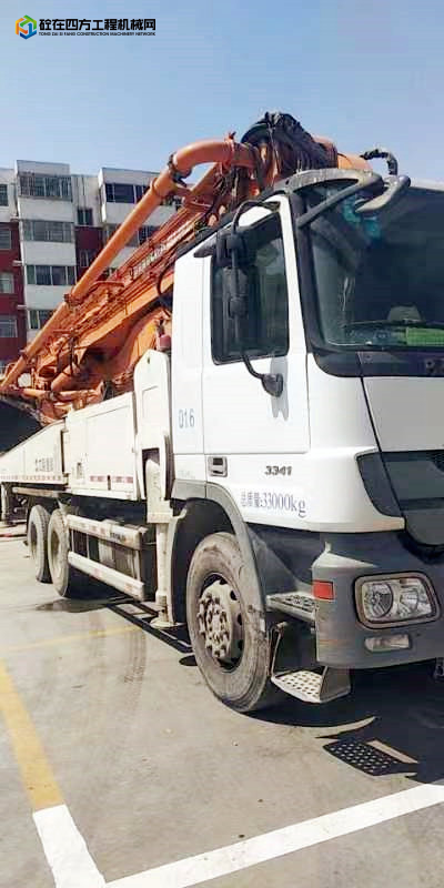 https://images.tongzsf.com/tong/truck_machine/20220627/162b978bcbc963.jpg