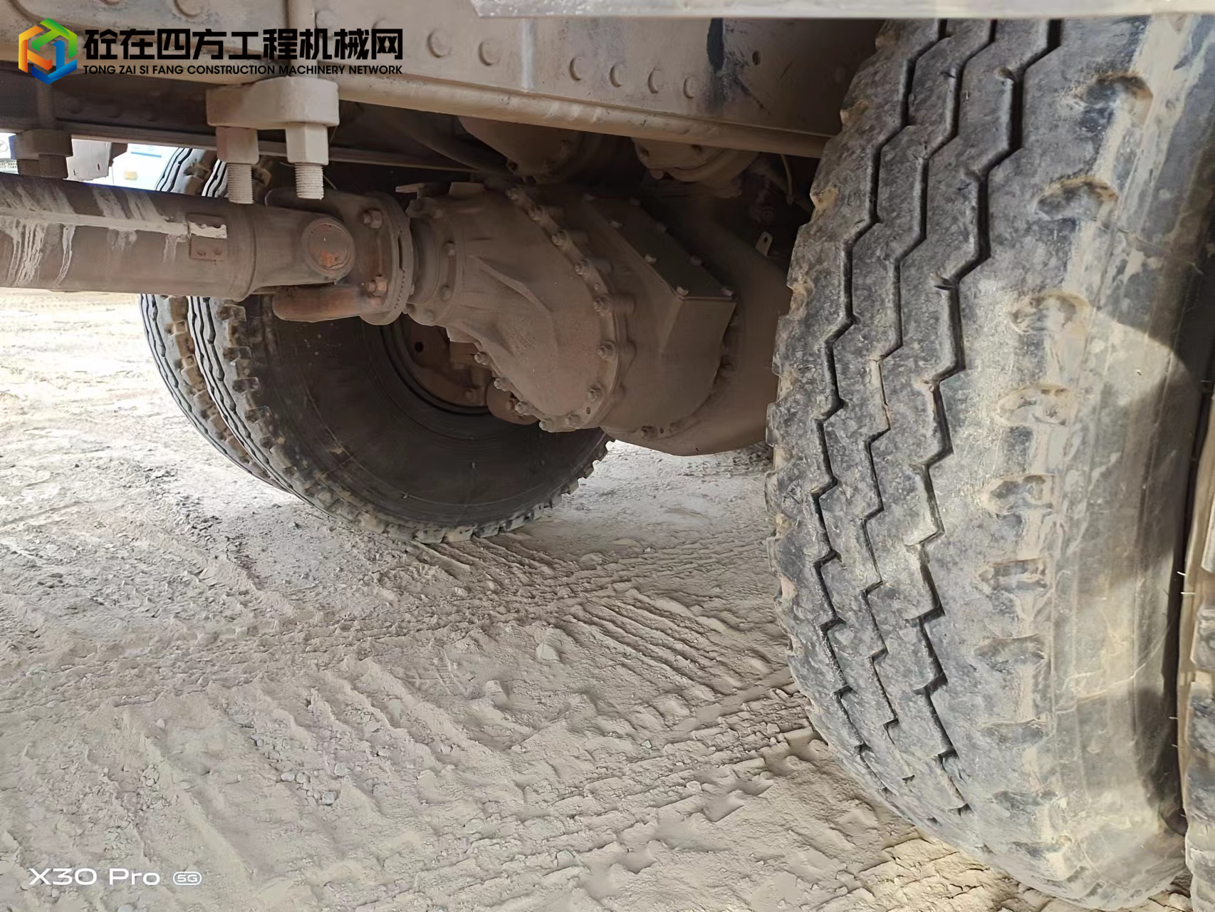 https://images.tongzsf.com/tong/truck_machine/20220627/162b97fbec2694.jpg