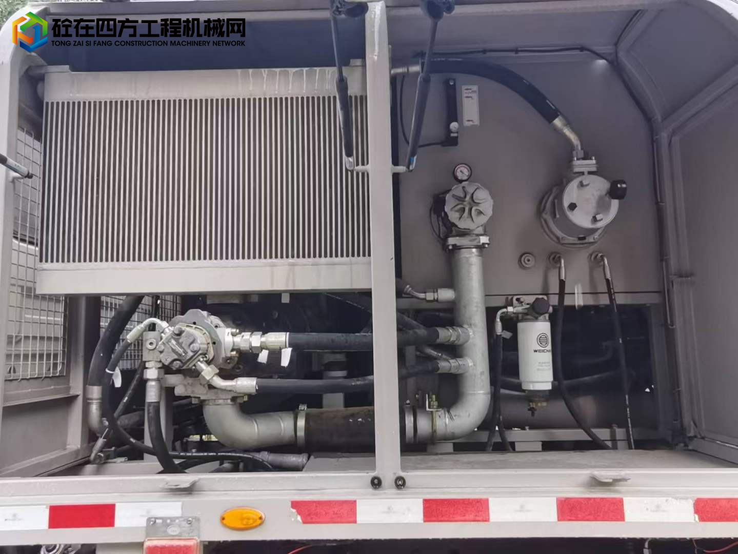 https://images.tongzsf.com/tong/truck_machine/20220630/162bd516fc2f3c.jpg