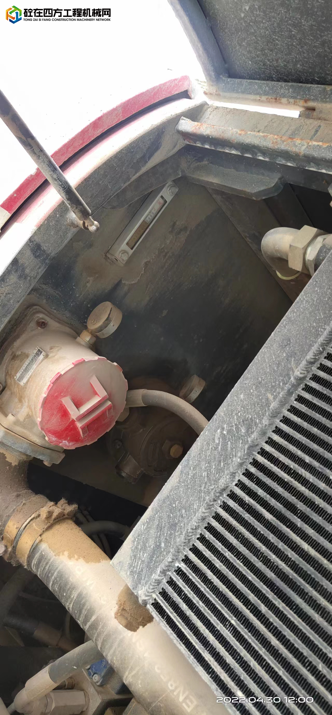https://images.tongzsf.com/tong/truck_machine/20220630/162bd54d70d8df.jpg