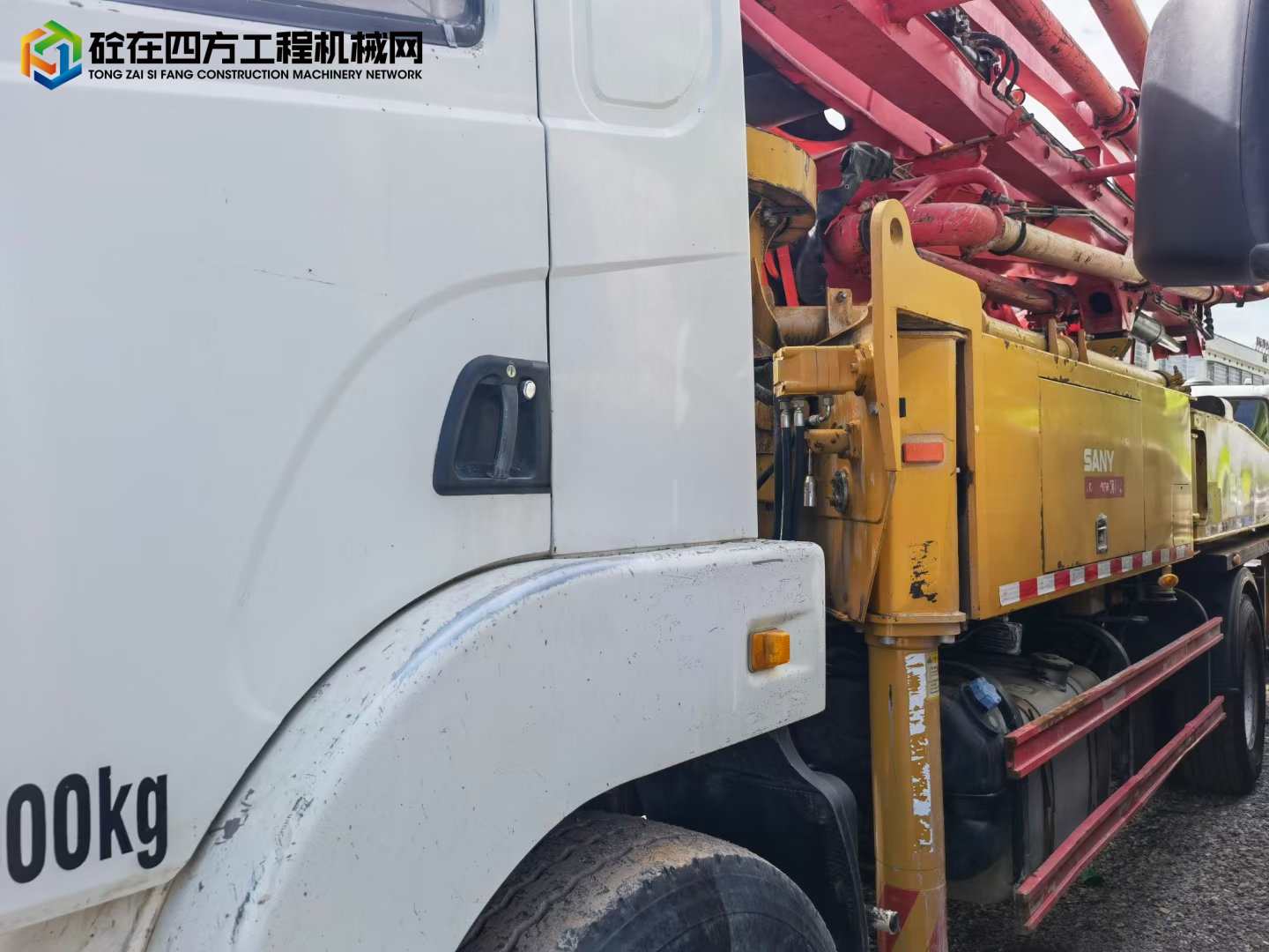https://images.tongzsf.com/tong/truck_machine/20220630/162bd59cd9b846.jpg