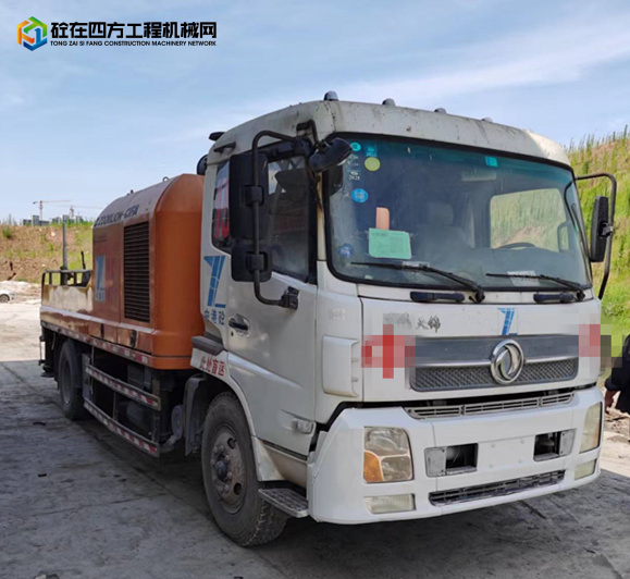 https://images.tongzsf.com/tong/truck_machine/20220630/162bd7d92ed9bb.jpg
