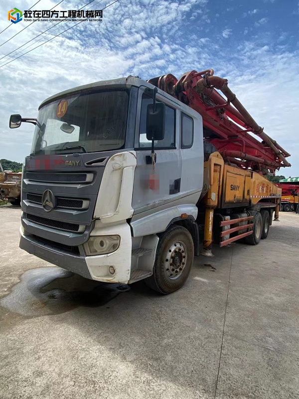 https://images.tongzsf.com/tong/truck_machine/20220630/162bd862a04eec.jpg