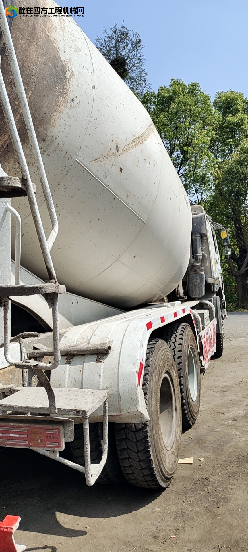 https://images.tongzsf.com/tong/truck_machine/20220705/162c3efeba8555.jpg