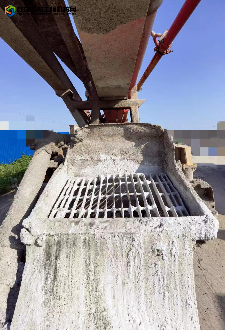 https://images.tongzsf.com/tong/truck_machine/20220708/162c7f2be2c9c4.jpg
