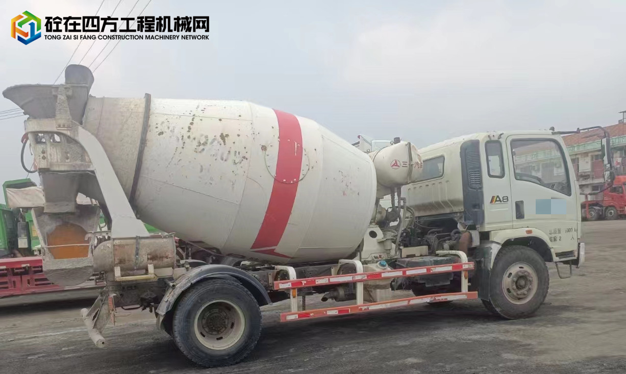 https://images.tongzsf.com/tong/truck_machine/20220711/162cb76fe88977.jpg