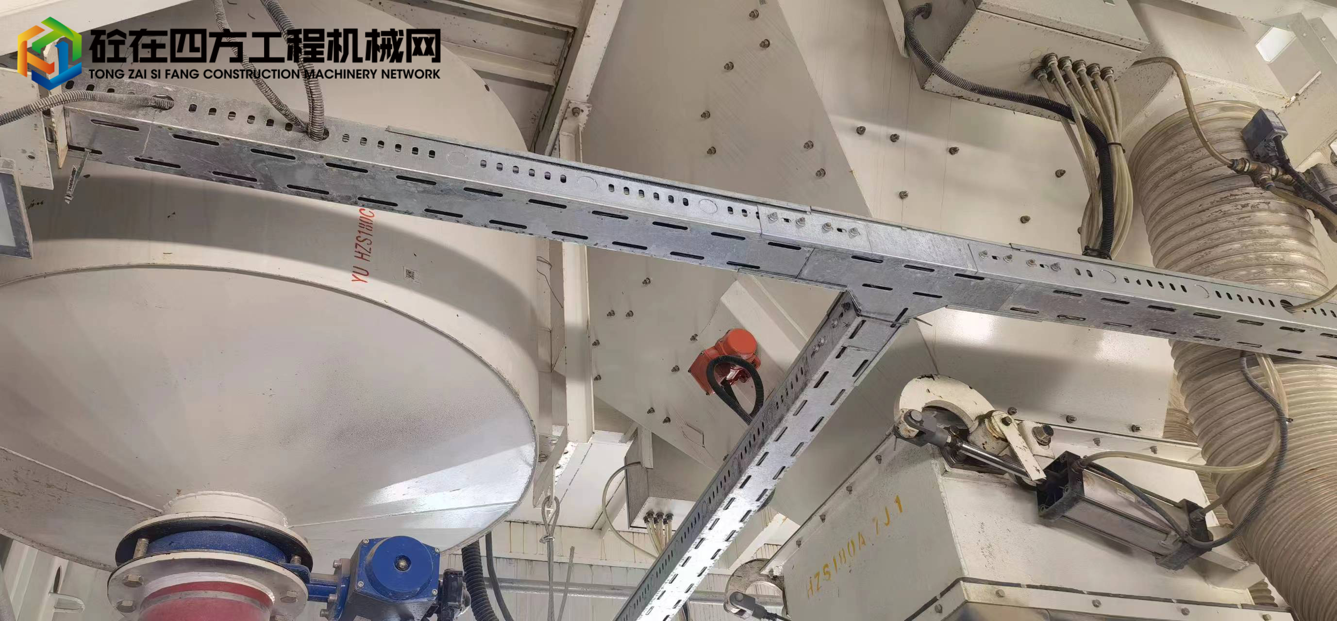 https://images.tongzsf.com/tong/truck_machine/20220711/162cbcaa539398.jpg