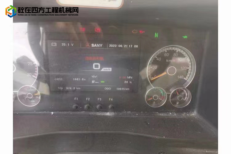 https://images.tongzsf.com/tong/truck_machine/20220711/162cbf34c9c1e1.jpg
