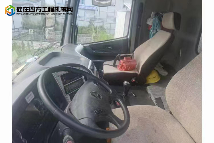 https://images.tongzsf.com/tong/truck_machine/20220711/162cbf34d3a5e2.jpg