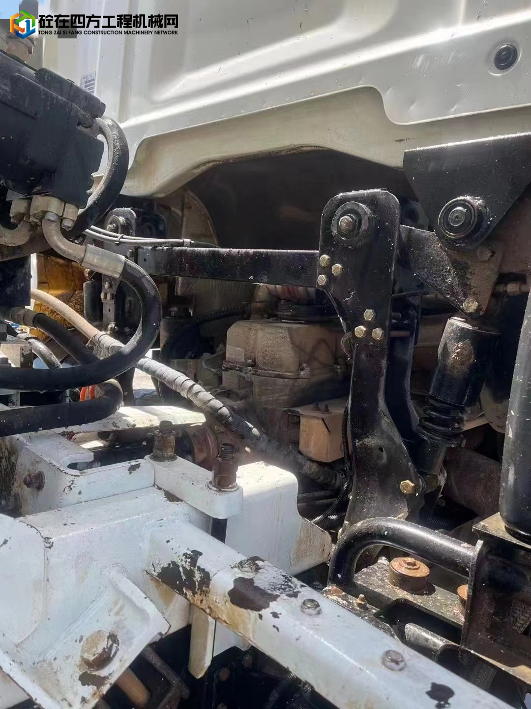 https://images.tongzsf.com/tong/truck_machine/20220725/162ddfce7178e7.jpg