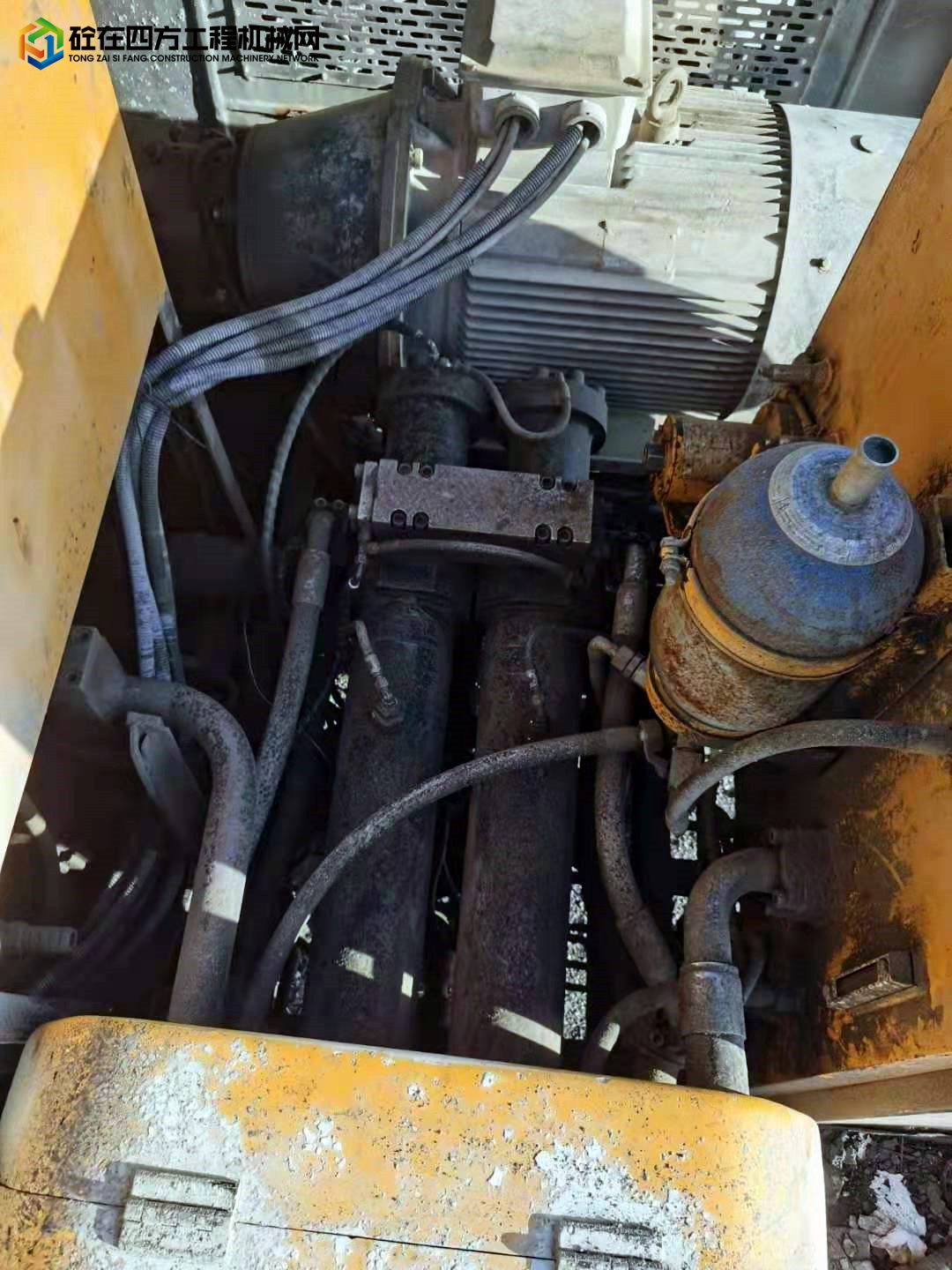 https://images.tongzsf.com/tong/truck_machine/20220726/162df9f702971a.jpg