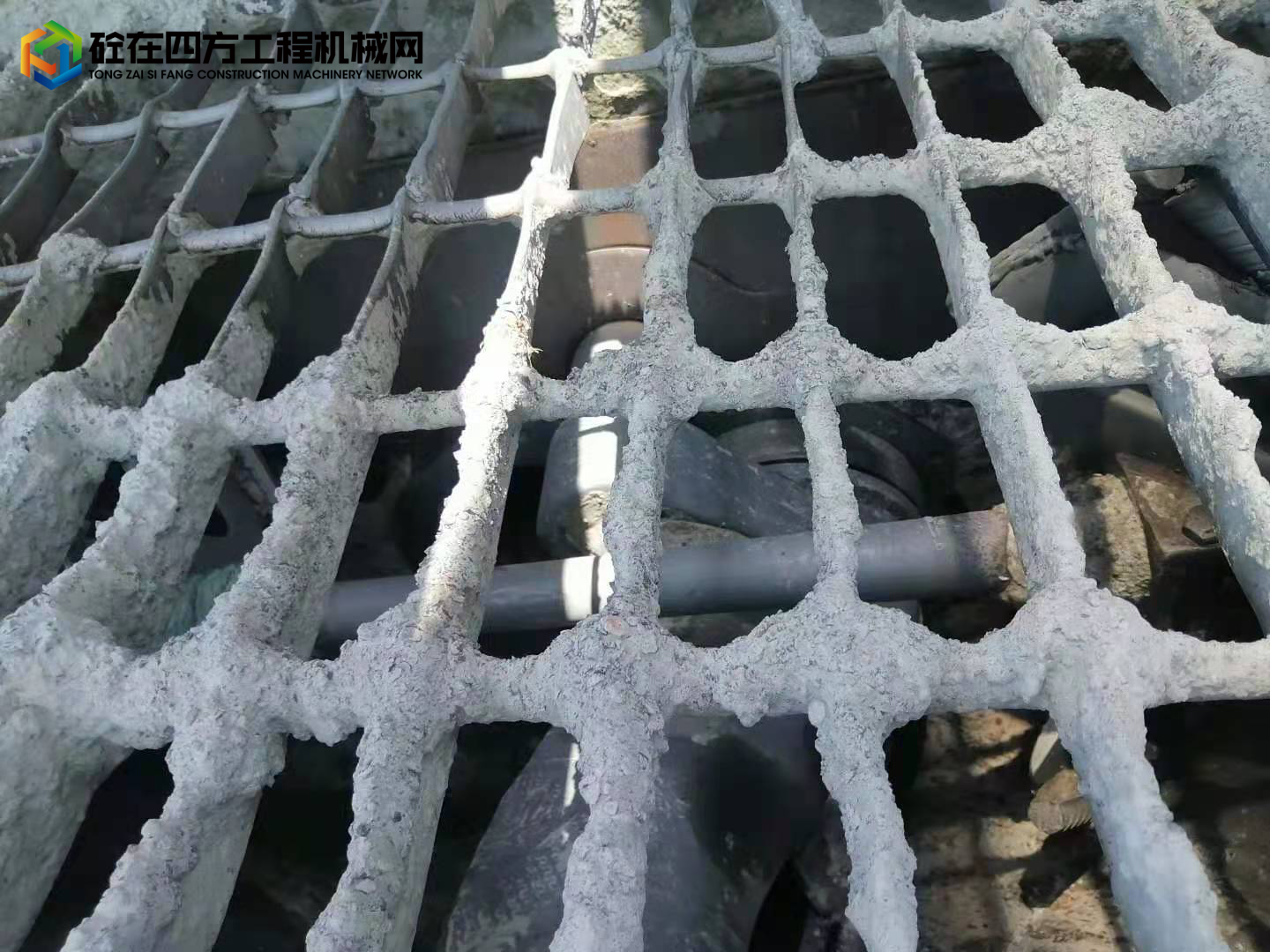 https://images.tongzsf.com/tong/truck_machine/20220727/162e0fb27a0f7c.jpg