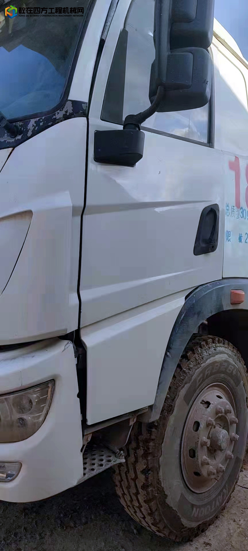 https://images.tongzsf.com/tong/truck_machine/20220728/162e1fd4ec7306.jpg