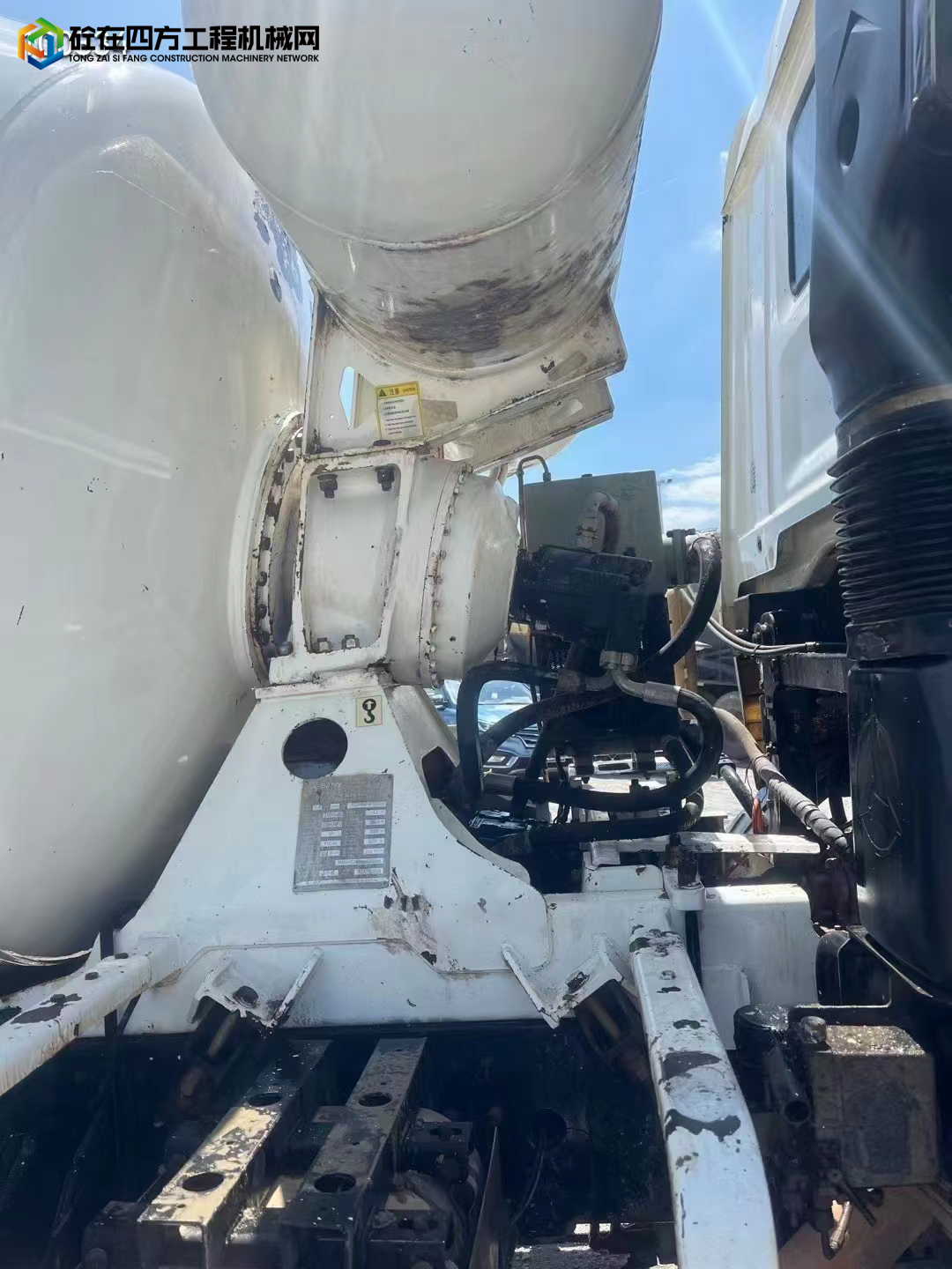 https://images.tongzsf.com/tong/truck_machine/20220731/162e67d70bfa26.jpg