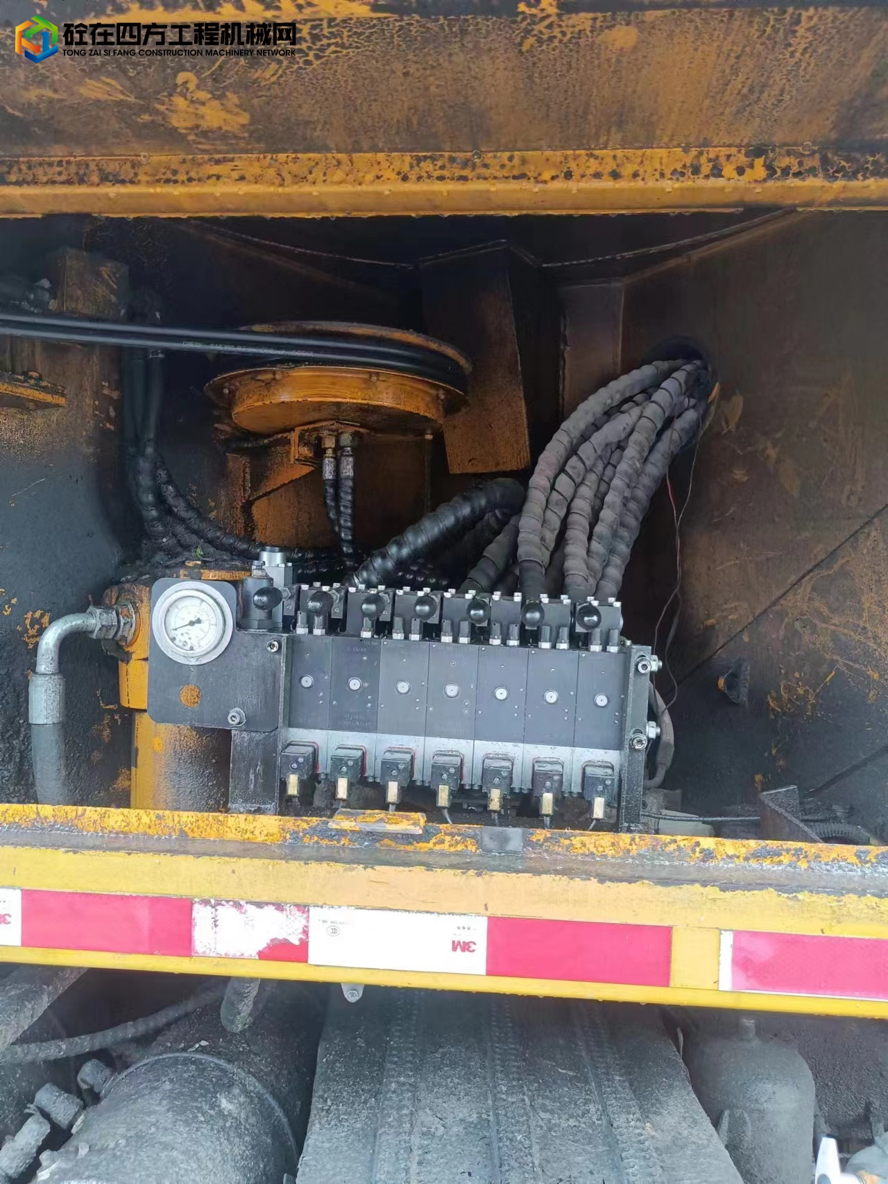 https://images.tongzsf.com/tong/truck_machine/20220802/162e8754ac76b6.jpg