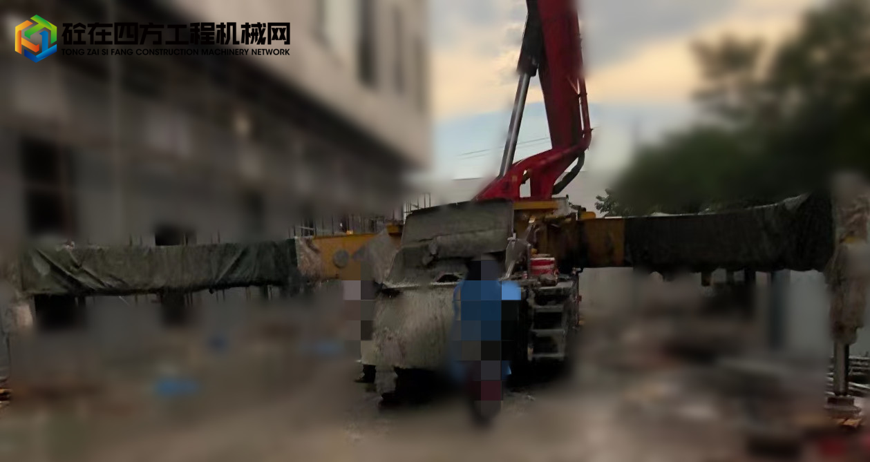 https://images.tongzsf.com/tong/truck_machine/20220802/162e8e3e6bcdb4.jpg