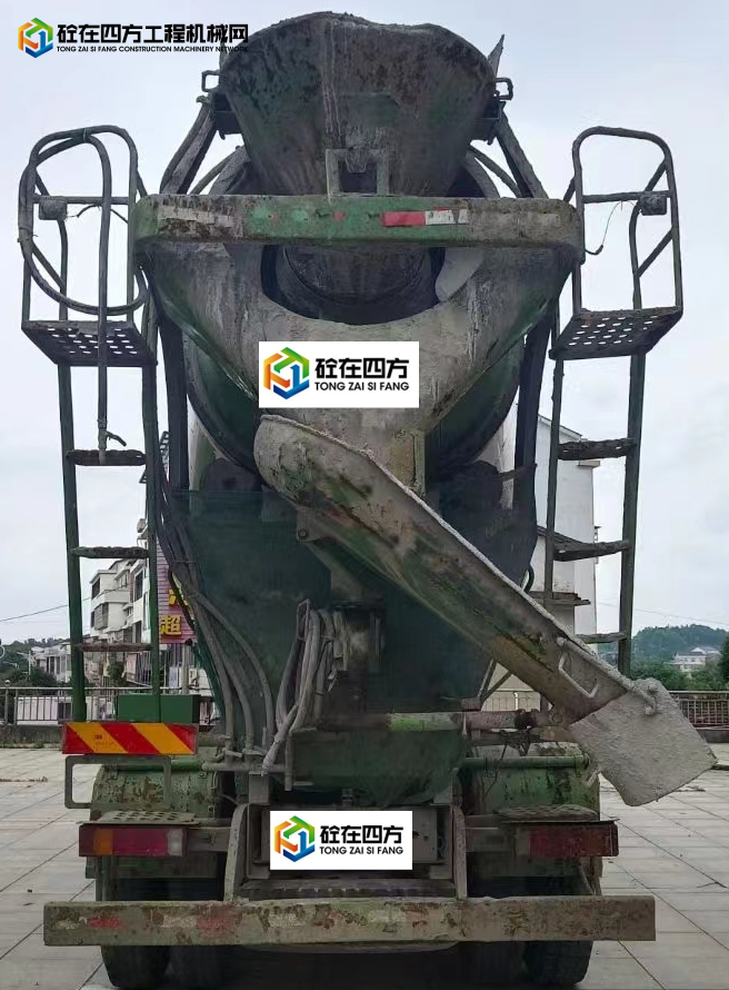 https://images.tongzsf.com/tong/truck_machine/20220803/162e9f1bc788c4.jpg