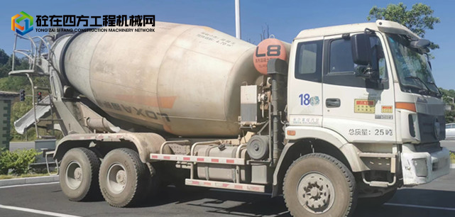 https://images.tongzsf.com/tong/truck_machine/20220808/162f0bf5e9a7d5.jpg