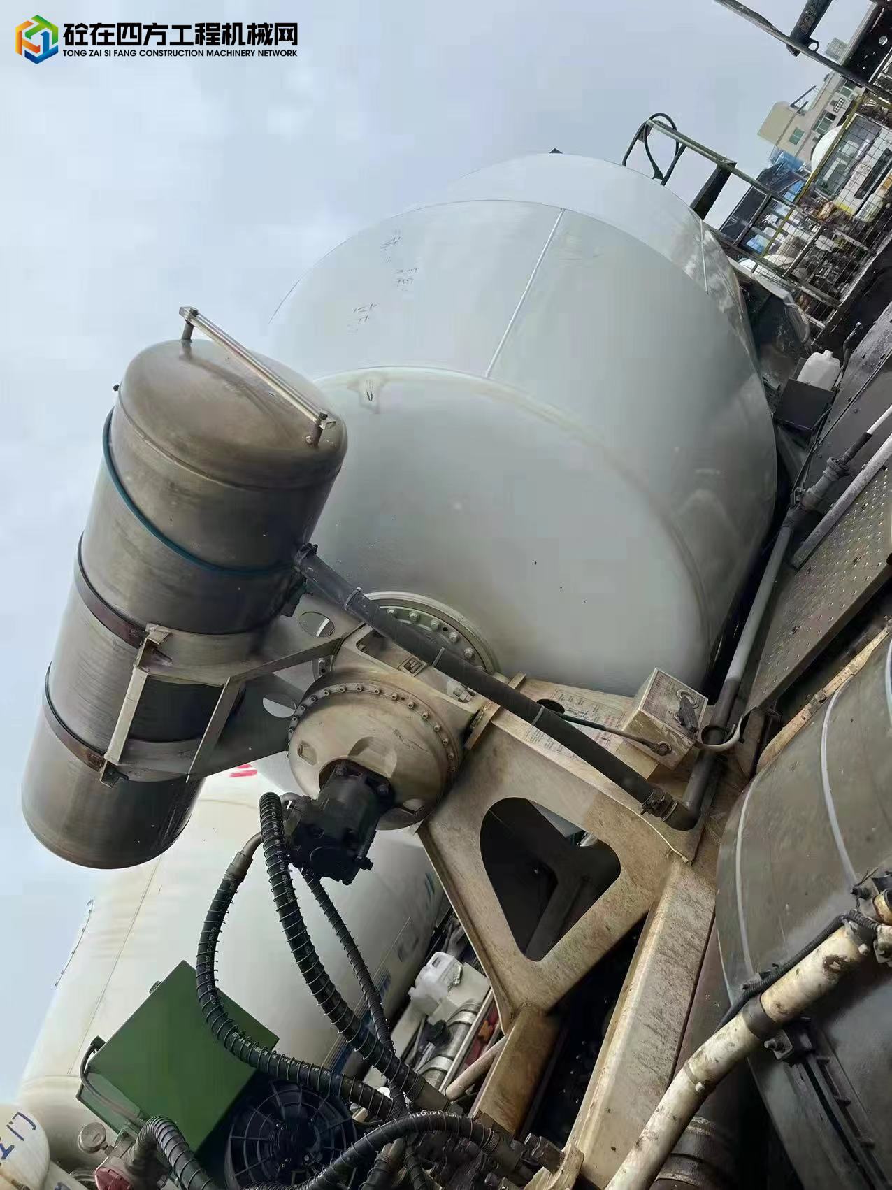 https://images.tongzsf.com/tong/truck_machine/20220808/162f0c1be4cd74.jpg