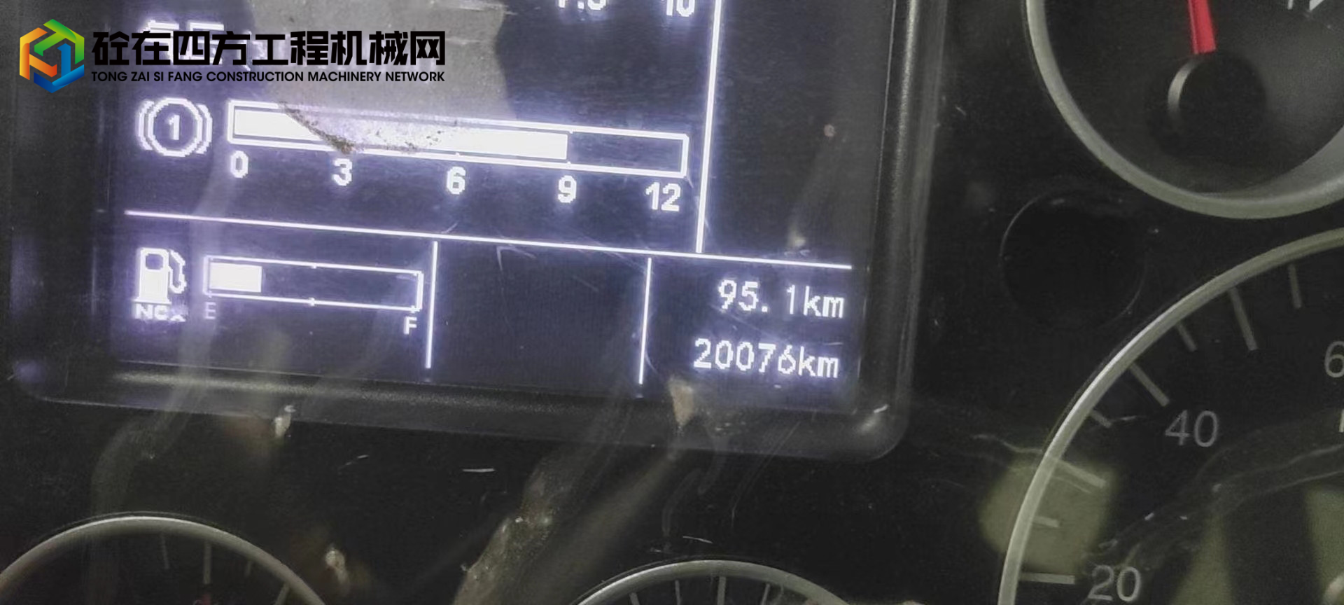 https://images.tongzsf.com/tong/truck_machine/20220809/162f1c01f6e693.jpg