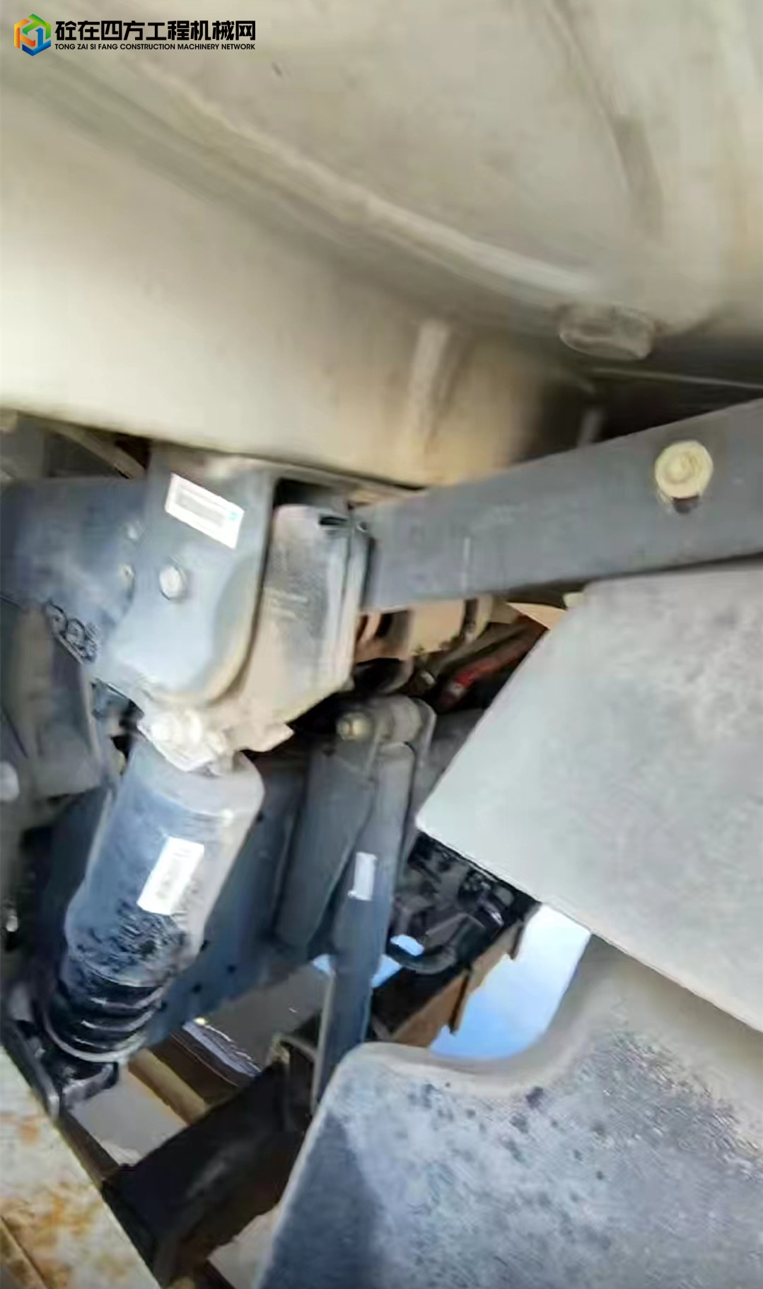 https://images.tongzsf.com/tong/truck_machine/20220809/162f2223d99184.jpg