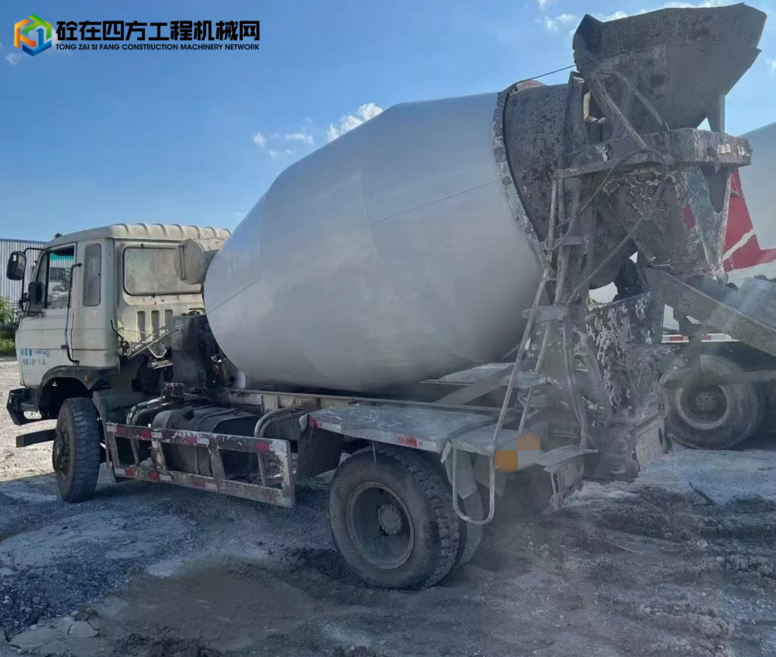 https://images.tongzsf.com/tong/truck_machine/20220809/162f222f20709b.jpg