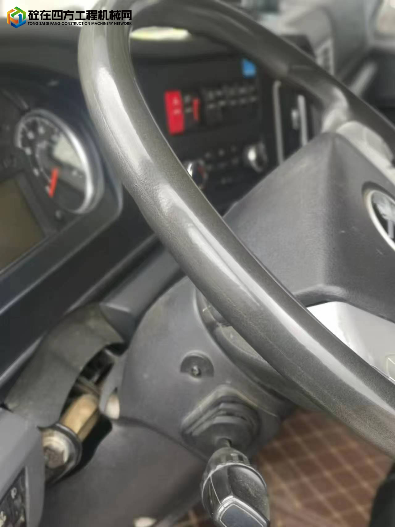 https://images.tongzsf.com/tong/truck_machine/20220810/162f3090fcea40.jpg