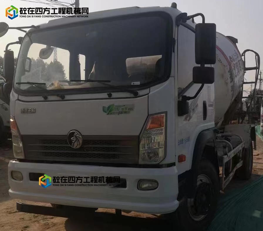 https://images.tongzsf.com/tong/truck_machine/20220810/162f31f031087e.jpg